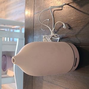 VITRUVI PINK DIFFUSER